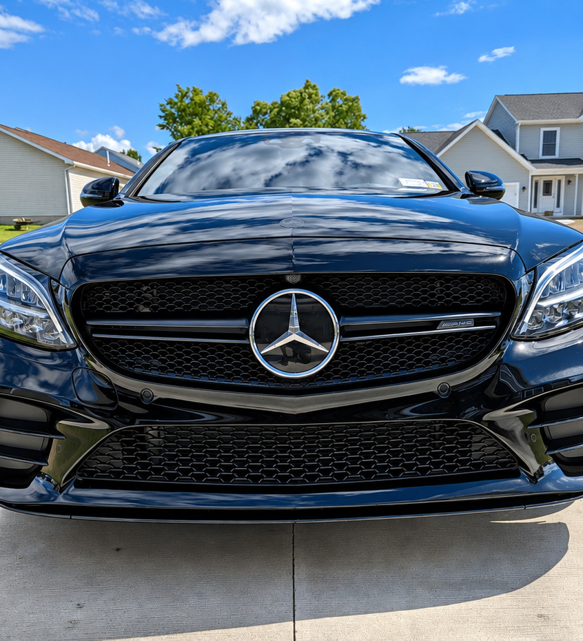AMG Front Detail - after detailing result
