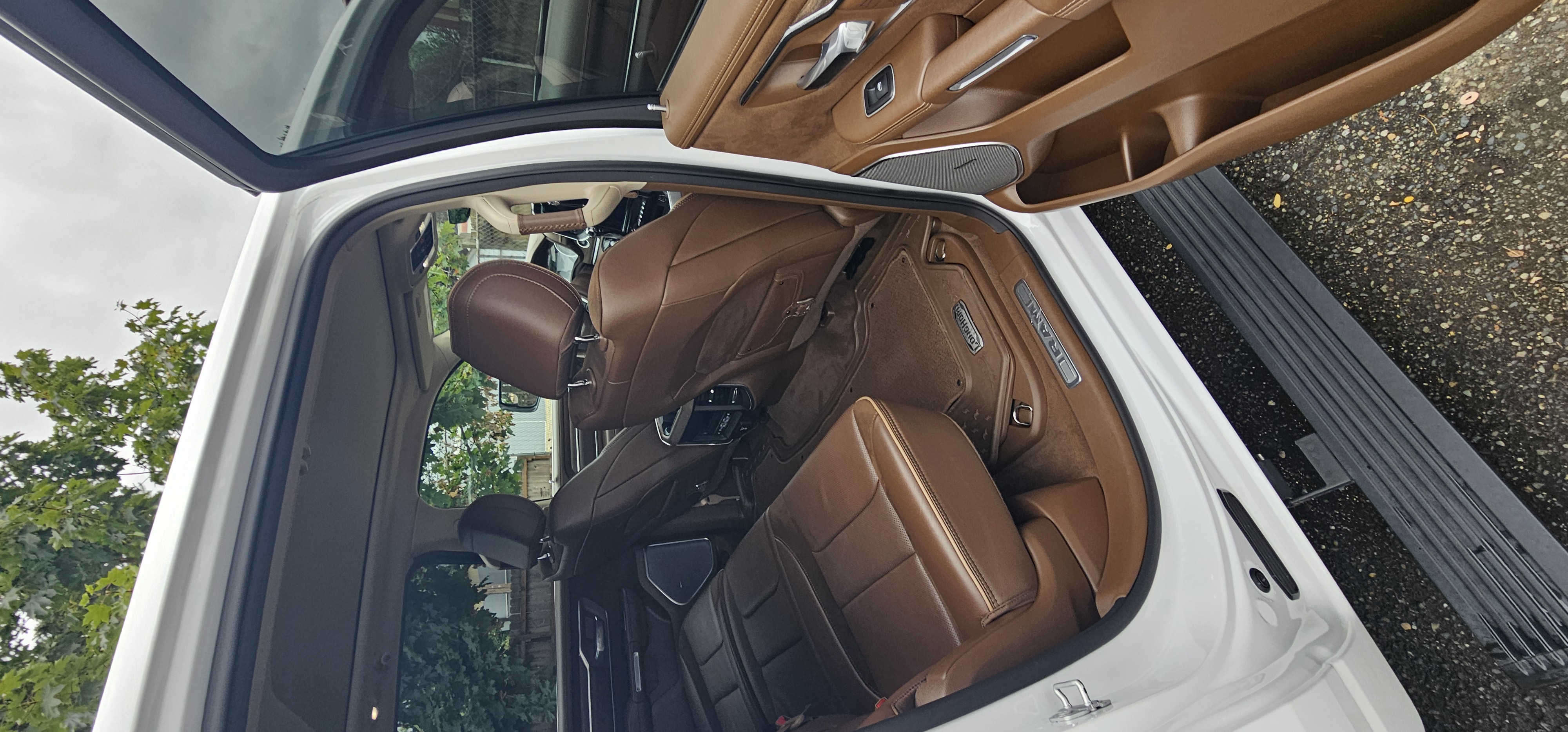 Rear Seat - after detailing result